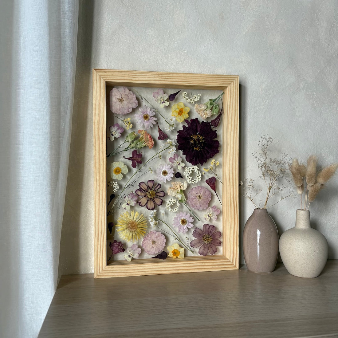 Poetry of flowers in three colours